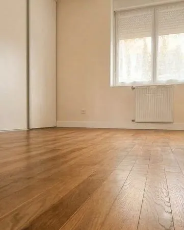 T3 lumineux de 76 m² avec garage fermé de 40 m² et véranda - Chaumont