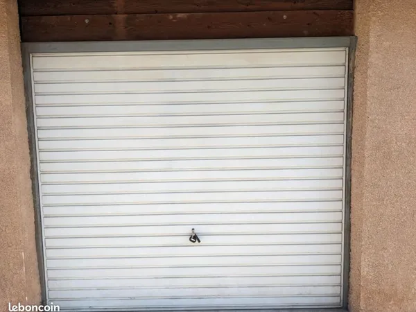 A louer grand garage