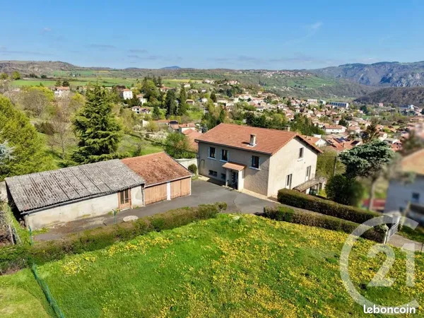 Maison 7 pièces 138 m²