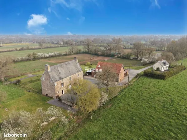 Propriété 9 pièces 253 m²