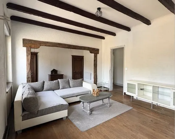 Appartement de 114m2 rénové à Poligny