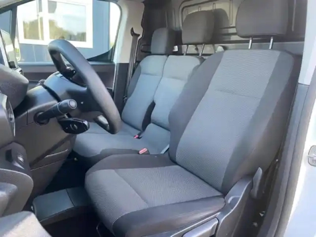 Peugeot Partner standard 1.6 bluehdi 100ch premium — photo 9