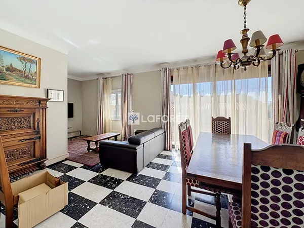 Appartement 3 pièces 84 m²