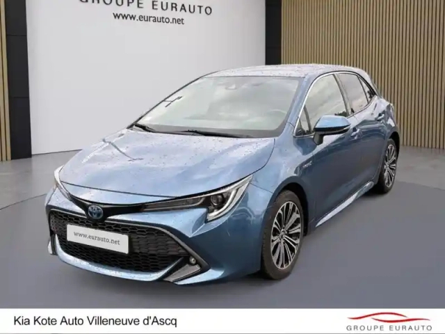 Toyota Corolla 122h design