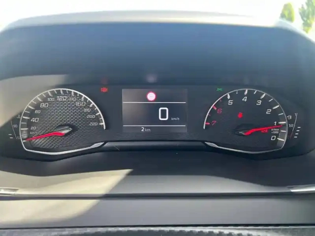 Peugeot 208 100 s&amp;s bvm6 — photo 38