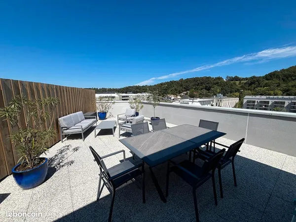 Appartement 3 pièces 130 m²