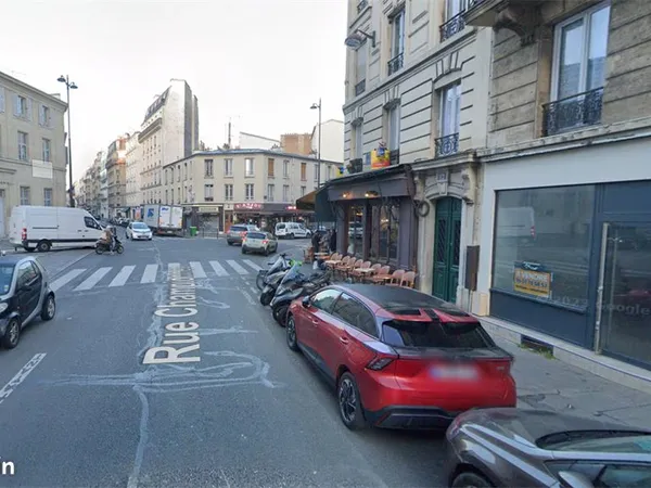 Local commercial 63 m² PARIS