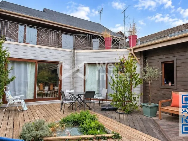 Maison 5 pièces 158 m²
