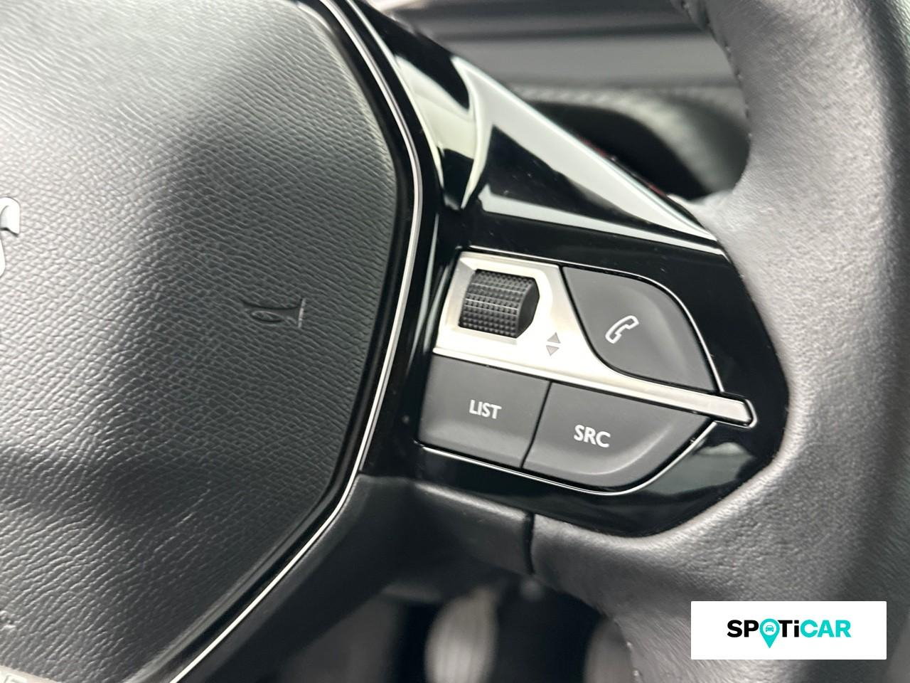 Peugeot 2008 1.2 puretech 130ch s&s active pack — photo 18