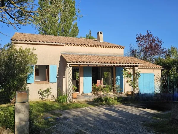 MAISON T5 110 m2 sur 573 M2 terrain