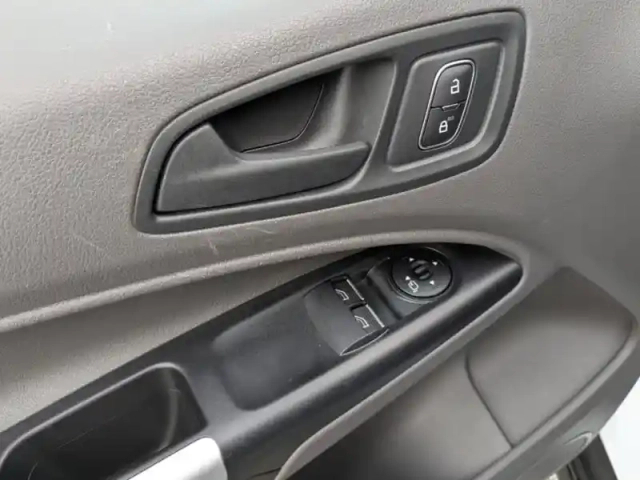Ford Transit Connect l1 100ch e85 bioethanol de serie trend business nav tva recuperable — photo 8