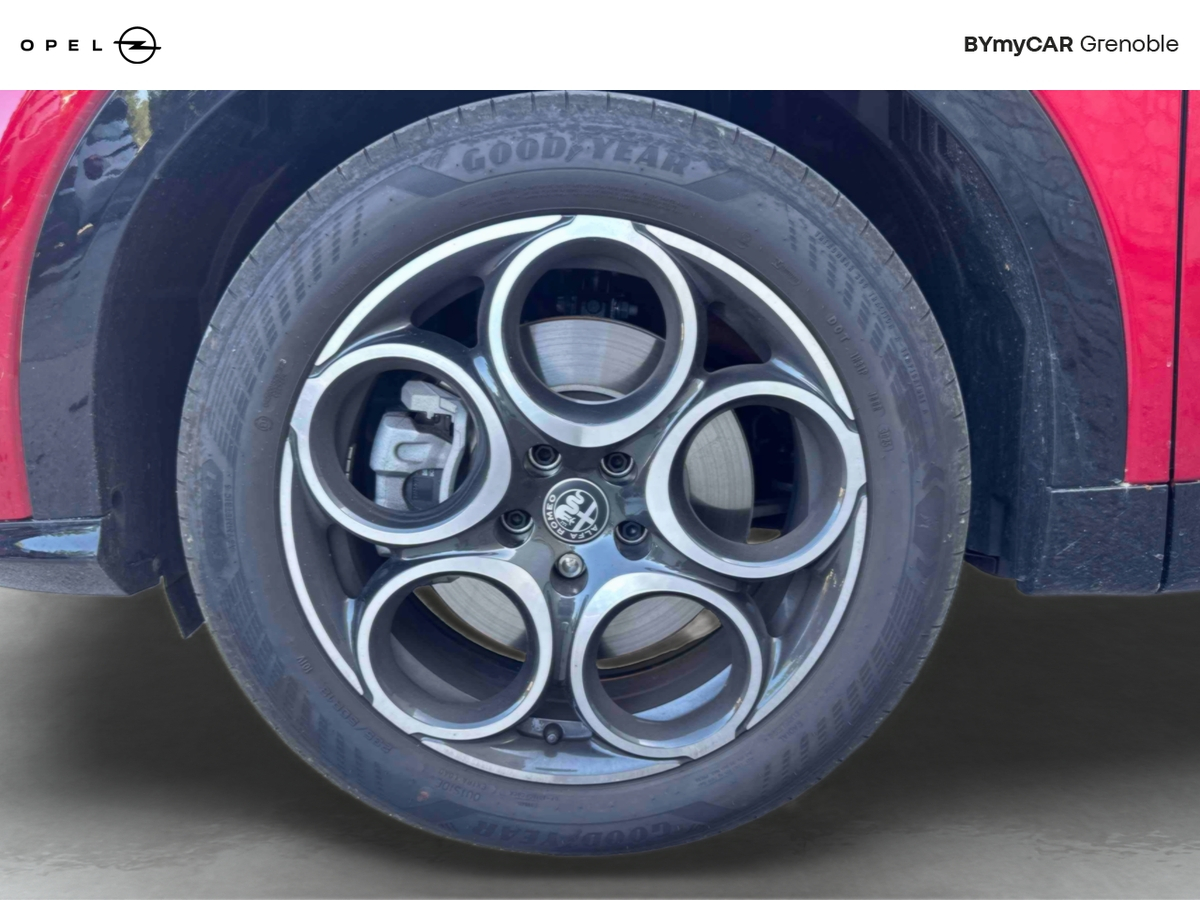 Alfa Romeo Tonale 1.5 Ibrida 175 ch VGT TCT7 — photo 14