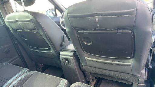 Renault Grand Scenic 1.6 dCi 130 - Bose Edition – 2015 – 131155 km – Diesel – Boîte Manuelle — photo 13