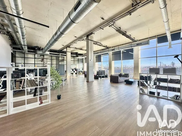 Local 247 m² Montpellier