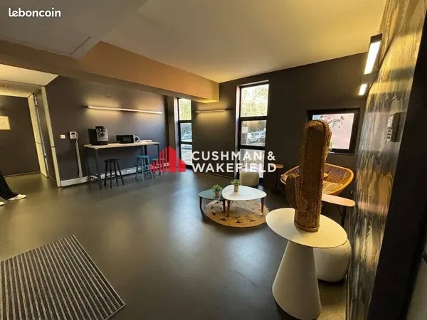 Bureaux 310 m² RAMONVILLE SAINT AGNE