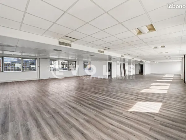 Bureaux 287 m²