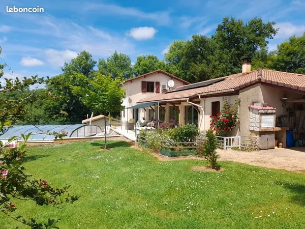 Maison contemporaine individuelle
