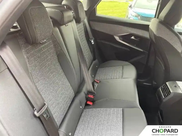 Peugeot 3008 hybrid 145 e-dcs6 — photo 20