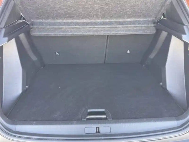 Peugeot 2008 puretech 130 s&amp;s eat8 — photo 12