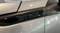 Peugeot 2008 1.2 PureTech 100ch S&S Style — photo 25