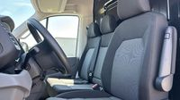 Volkswagen Crafter 35 L3H3 2.0 TDI 177ch Business 4Motion — photo 16