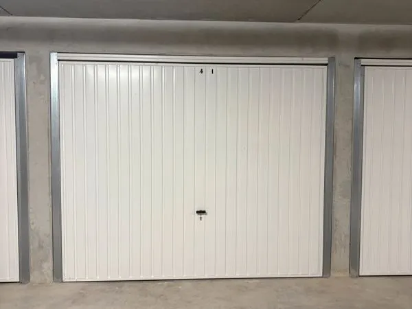 Vente Garage Frejus