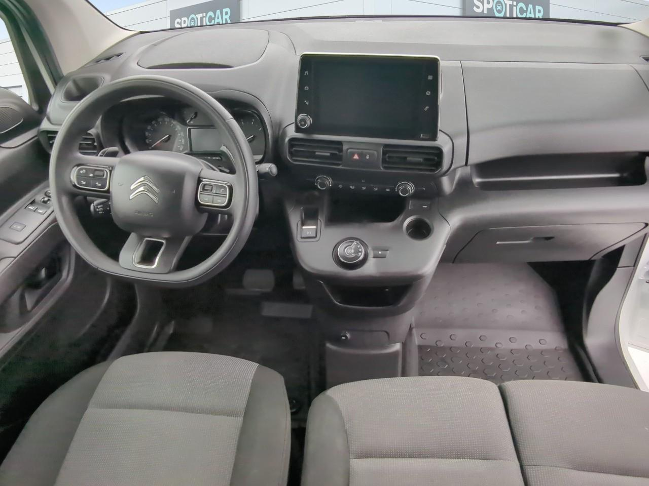 Citroën Berlingo van m 650 bluehdi 130 s&s eat8 driver — photo 8