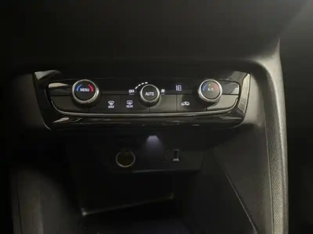 Opel Corsa -e 136ch edition — photo 13
