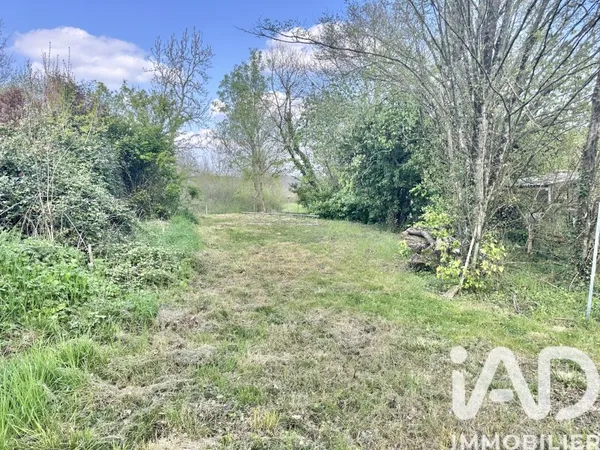 Terrain 1562 m²