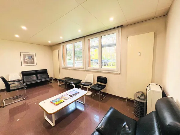 Bureaux 150 m²