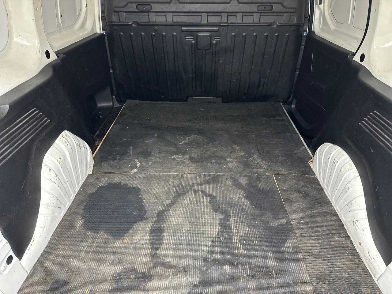 Peugeot Partner fourgon standard 650 kg bluehdi 100 s&s bvm5 aspha — photo 14