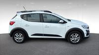 Dacia Sandero 1.0 ECO-G 100ch Stepway Confort -22 — photo 4