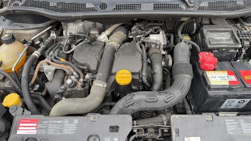 Renault Captur 1.5 dCi Energy 90 EDC6 - Business – 2016 – 146863 km – Diesel – Boîte Automatique — photo 24