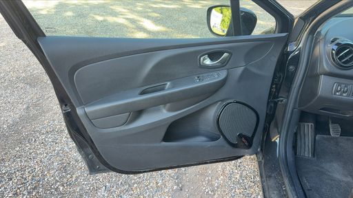 Renault Clio Estate 1.5 dCi 90 Energy - Business – 2016 – 137700 km – Diesel – Boîte Manuelle — photo 25