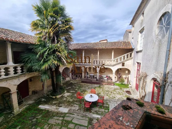 Maison de luxe 13 pièces 427 m²