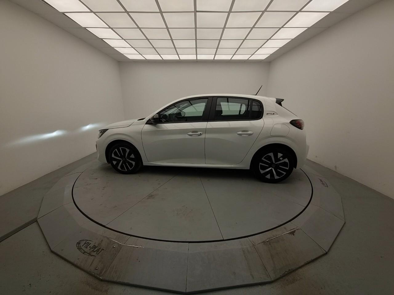 Peugeot 208 100 s&s bvm6 style — photo 2