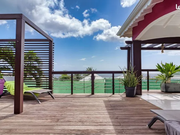 Maison Vente Le Moule 4p 150m² 480000€