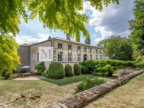 Deux-sévres - Magnifique château à vendre