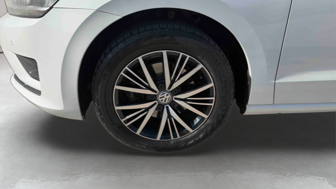 Volkswagen Golf Sportsvan 1.4 TSI 125 BMT — photo 14