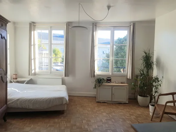 Loue studio meublé