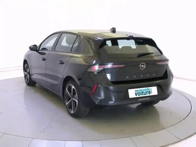 Opel Astra 1.5 diesel 130 ch bva8 — photo 7