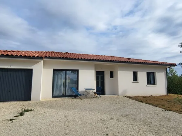 Tres belle villa recente meublee t4 a condom avec jardin et garage