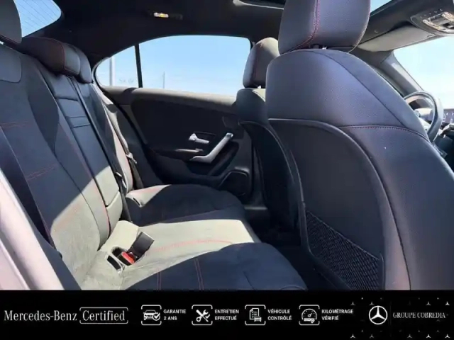 Mercedes Classe A berline 200 d 150ch amg line 8g-dct — photo 13