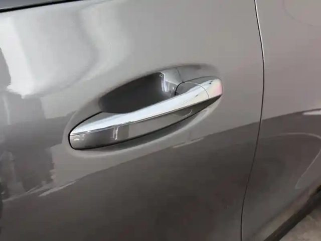 Mercedes Gla 200 d amg line — photo 12