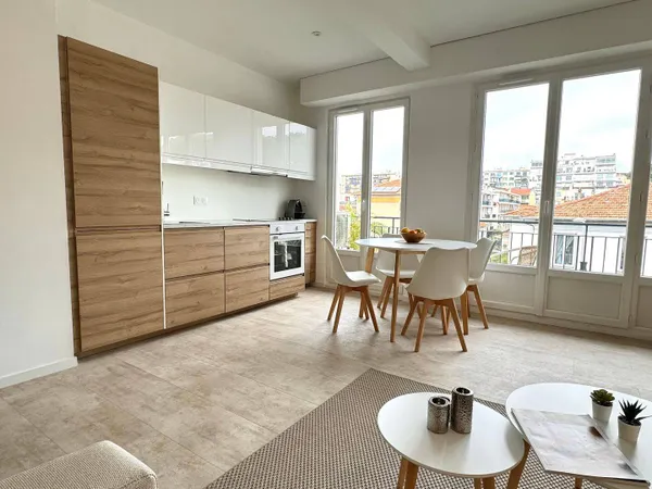 Studio 1 pièce 31 m²