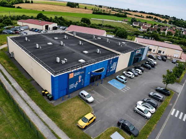 Local d'activité 1600 m²