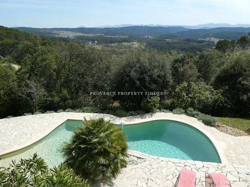 Maison 7 pièces 135 m²