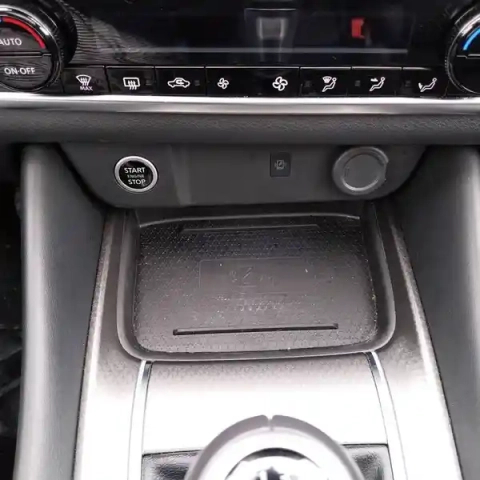Nissan Qashqai mild hybrid 140 ch — photo 59