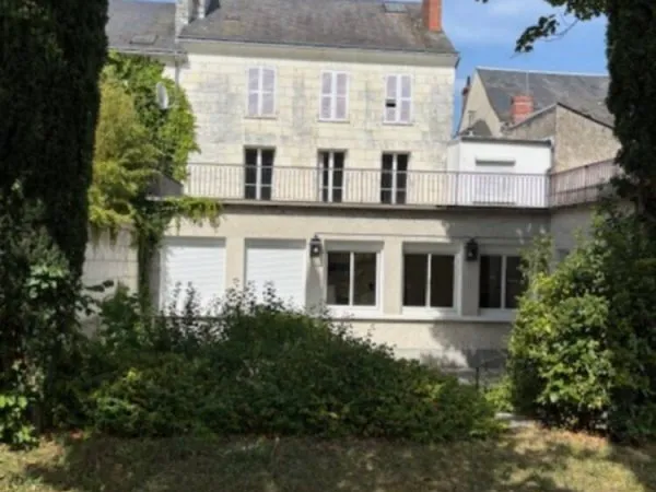 Maison 11 pièces 350 m²