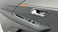Peugeot 208 1.2 PureTech 75ch S&S Active Pack — photo 19
